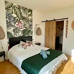 ゲストハウス La Naomath - Maison D'hotes, Insolite & Nonant