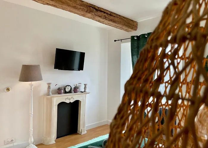 Guest house La Naomath - Maison D'hotes, Insolite &